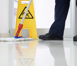 Heavy-duty degreaser for vehicle maintenance and transport industries in Gordon’s Bay and Somerset West